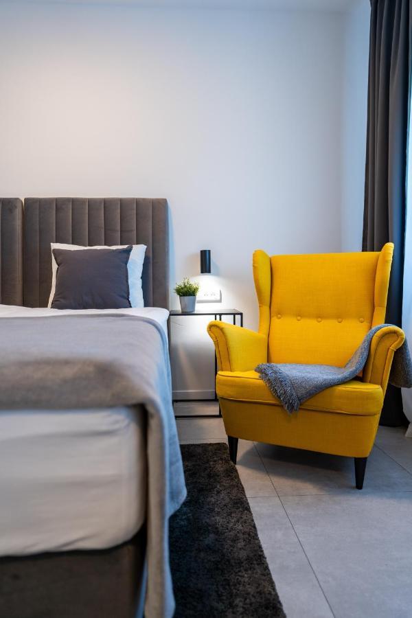 Apartments & Room Forest Слунь Екстер'єр фото