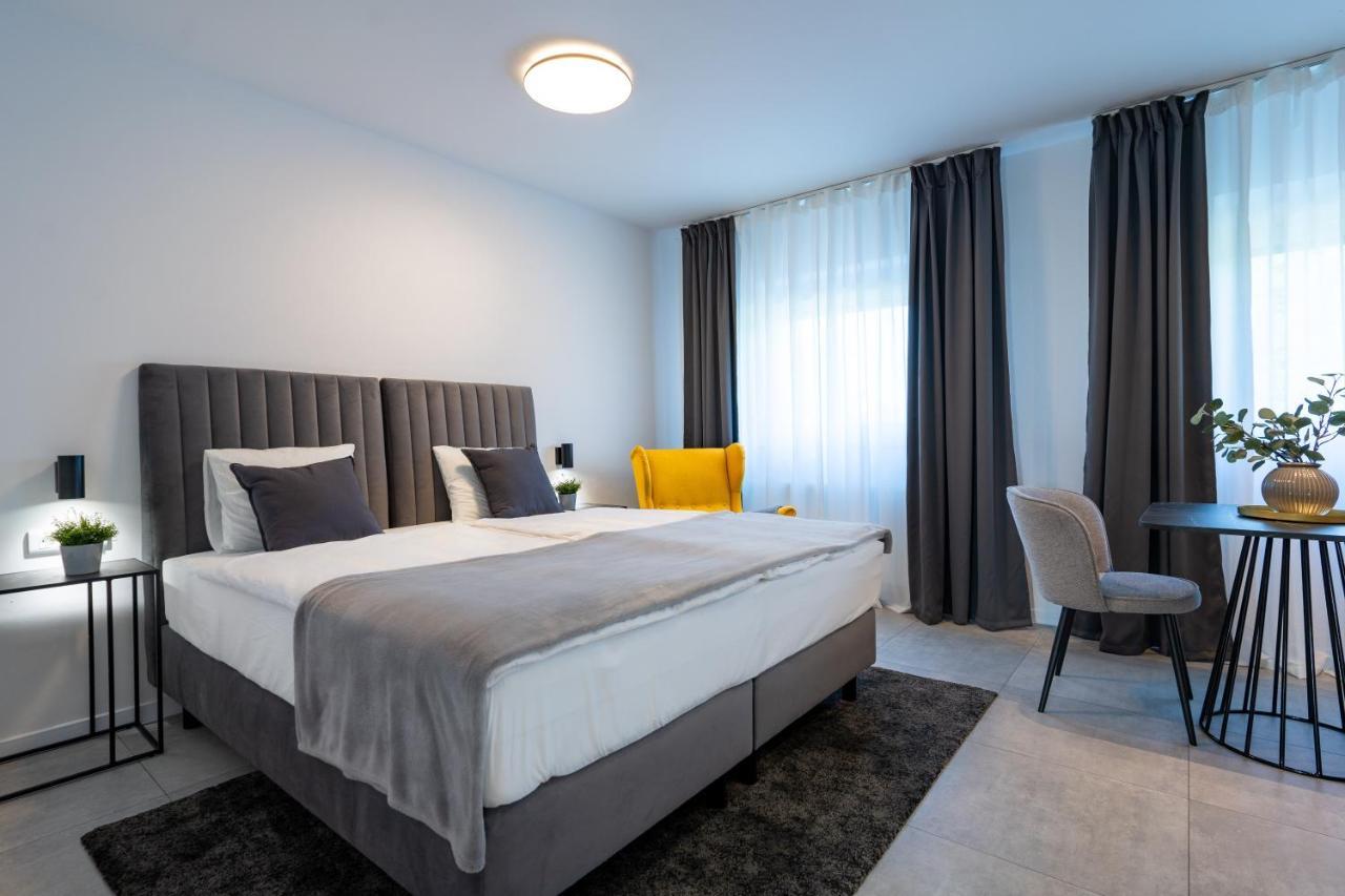 Apartments & Room Forest Слунь Екстер'єр фото