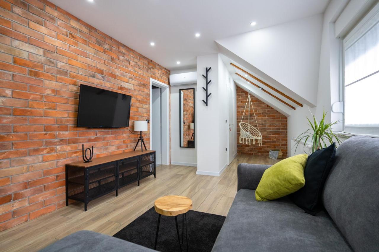 Apartments & Room Forest Слунь Екстер'єр фото