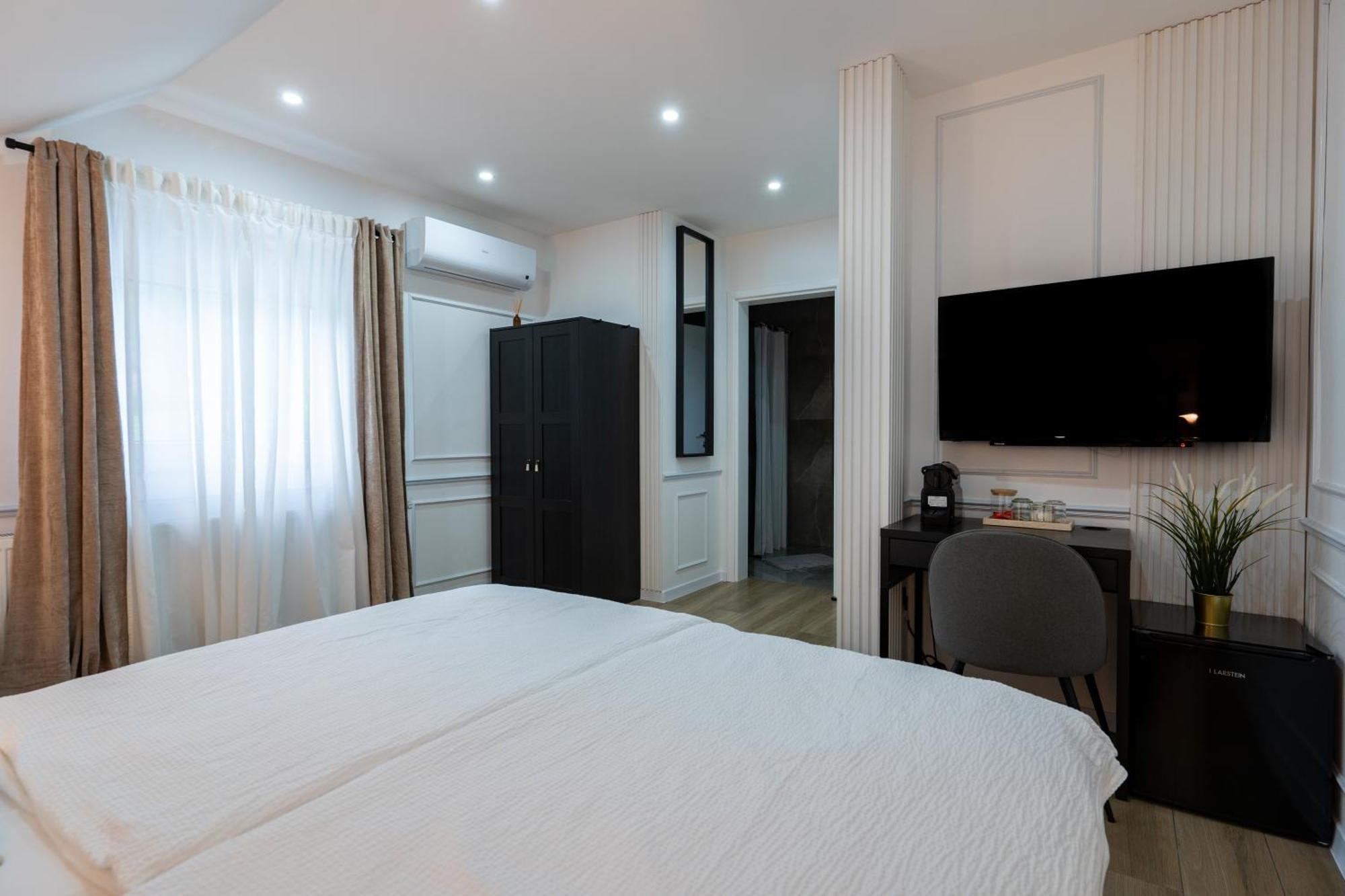 Apartments & Room Forest Слунь Екстер'єр фото